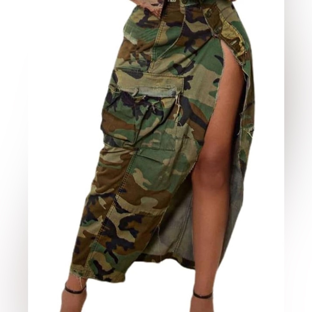 Camp slit skirt